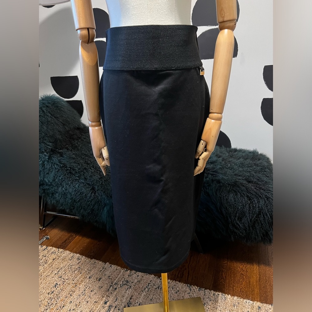 Tahari Black Ribbed Pencil Skirt
